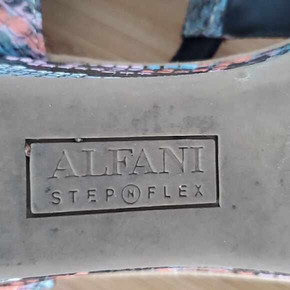 Alfani Women's Step 'N Flex Strappy Voyage Wedge Sandals Snakeskin Print Size 10 - Picture 11 of 11
